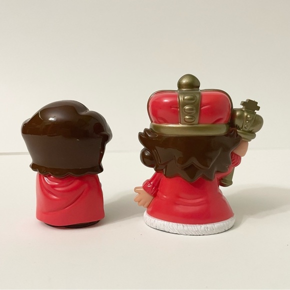 King and Prince Crown Royal  Man Castle for Little Plastic Toy - Picture 2 of 16